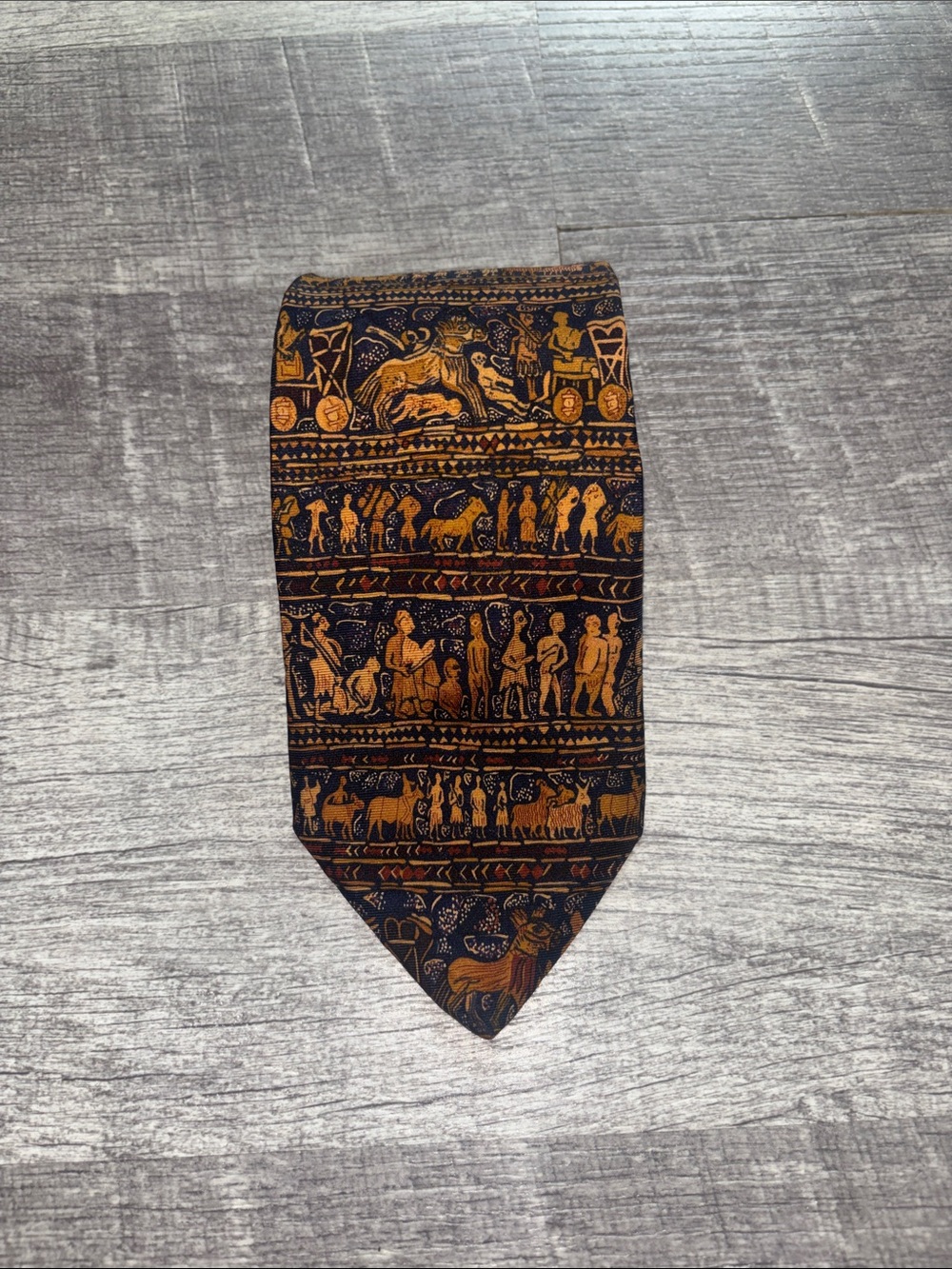 VINTAGE Alynn “Ancient Art” Mesopotamia Silk Tie